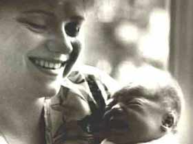 Мать и дитя, фото Игоря Гольдберга для сайта Каспаров.Ru