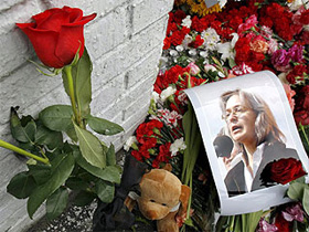 Акция памяти Анны Политковской. Фото: с сайта www.kasparov.ru
