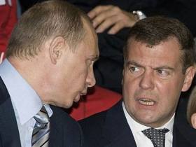 Медведев и Путин. Фото gidroagrarii.org