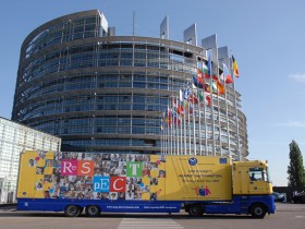 Здание Европарламента. Фото с сайта http://cch.mntzion.com