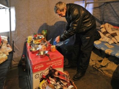 Палаточный лагерь для бездомных в Ярославле (www.yarnews.net)