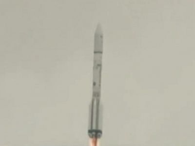 Ракета "Протон" в полете. Скриншот: rbctv.rbc.ru