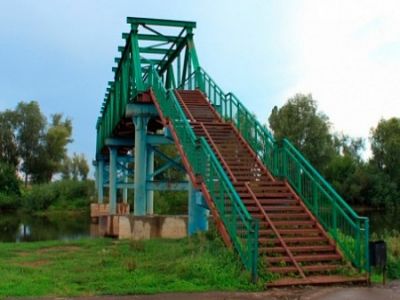 Дважды построенный мост в Елабуге. Фото: ng.ru