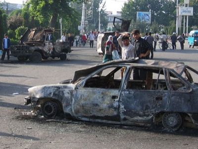 Андижан, 2005 г., после расстрела. Фото Reuters, источник - currenttime.tv