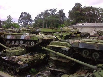 Старые танки. Фото: rusmet.ru