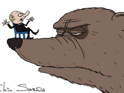 Путин и Медведь. Фото: С. Елкин, facebook.com/sergey.elkin1
