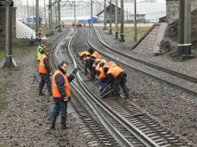 Железнодорожники. Фото: NewsProm.Ru