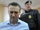 Алексей Навальный и конвоир. Фото: Flashnord.com