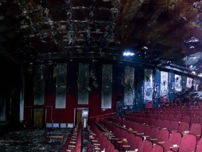 Выгоревший кинозал в "Зимней вишне", Кемерово. Источник - e-news.su