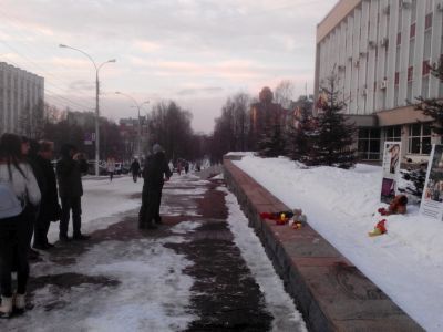 Акция в память о погибших детях. Фото: Лиза Охайзина. Каспаров.Ru