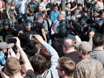 Блогеры на акции протеста, Фото: regnum.ru