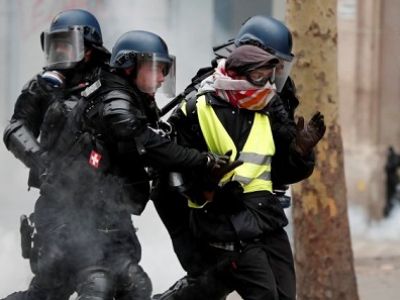 Акции протеста в Париже. Фото: Reuters