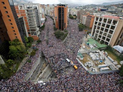 Массовая демонстрация в Каракасе (Венесуэла) 24.1.19. Фото: t.me/worldprotest
