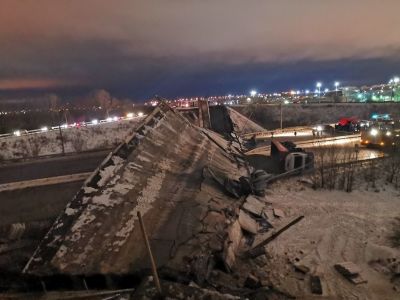Рухнувший мост в Оренбурге. Фото: Урал56.ру