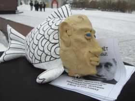 Путин-рыба. Фото Каспаров.Ru