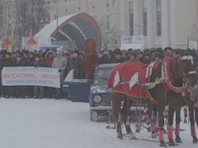 Митинг автомобилистов в Кирове, фото Ивана Измайлова, Каспаров.Ru