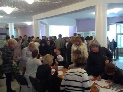 Досрочное голосование в Петербурге. Фото: twitter.com/PavelShvets