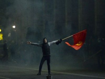 Восстание в Кыргызстане, 6.10.2020. Фото: Vladimir Voronin (AP)