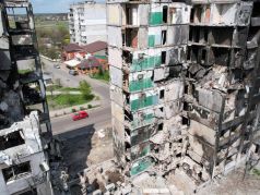 Вид на разрушенные в результате обстрела здания в Бородянке, Киевская область, 2 мая 2022 года.Фото: Zohra Bensemra / Reuters